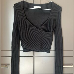 Abercrombie cropped knit sweater
